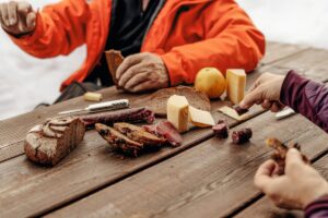 Pic nic typique au sommet des montagnes | X-Plorers
